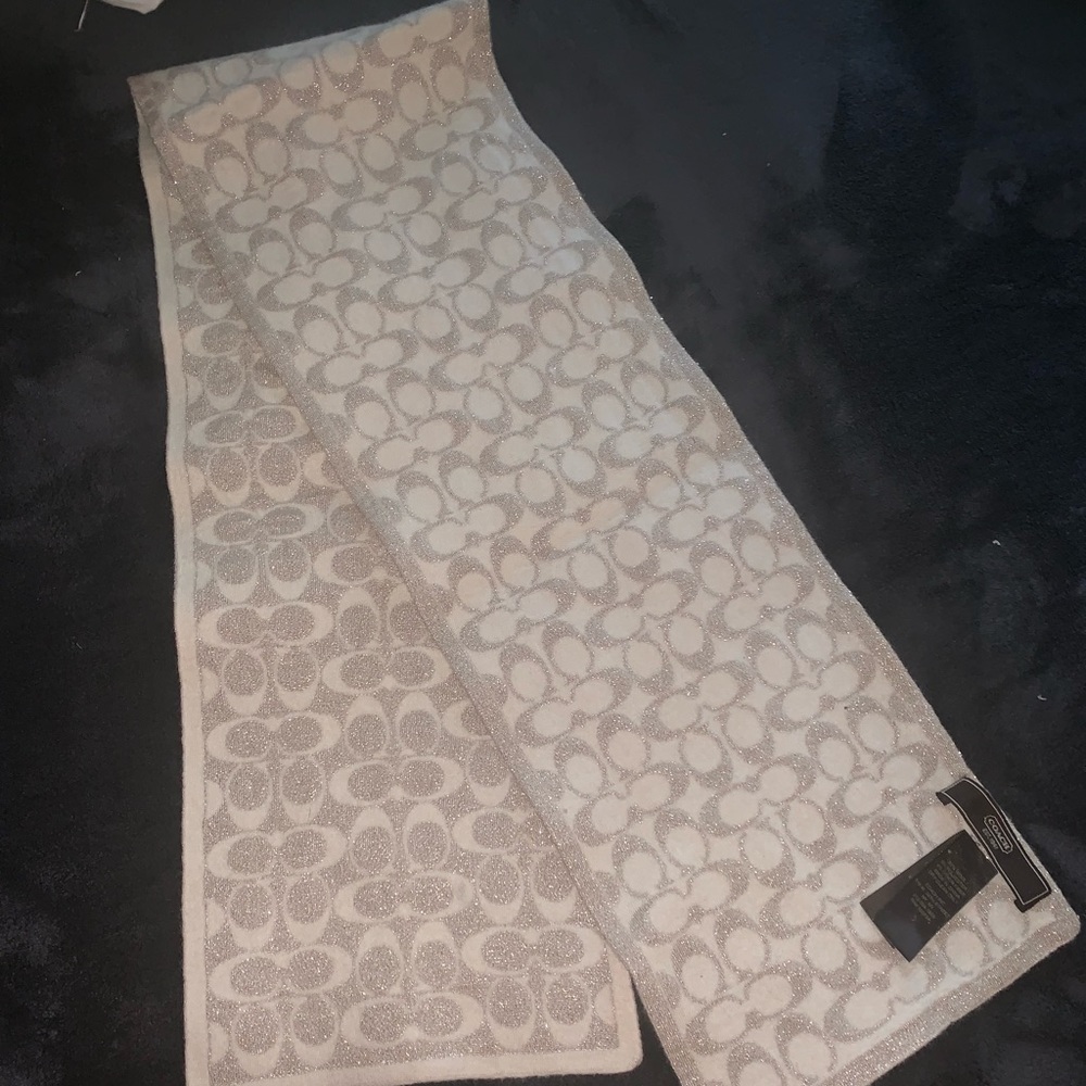 Women’s Coach Scarf